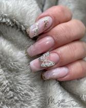 D4D6804F-3D15-4037-B9BC-08F4E8120C1B